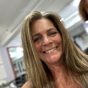 Meet your Posher, Denise